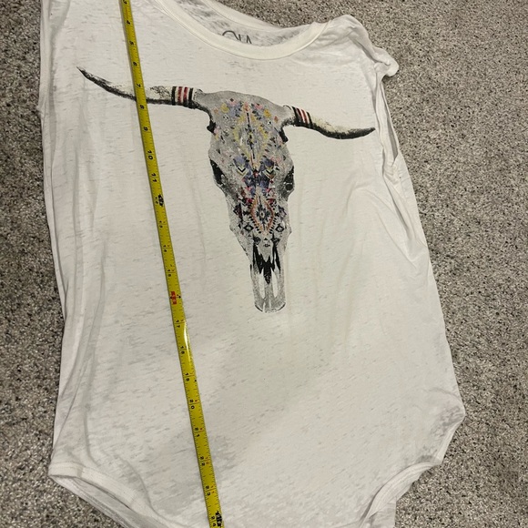 Chaser White Graphic Tee - Picture 6 of 6